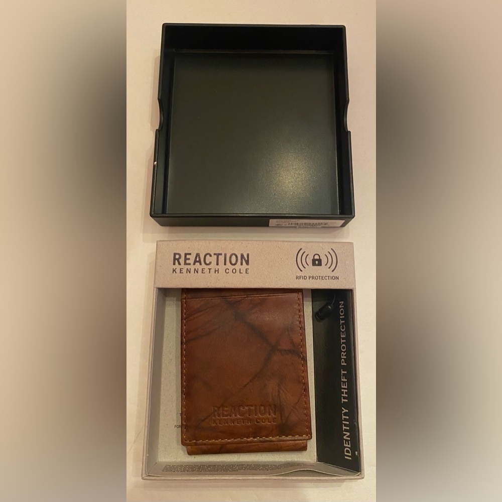 Kenneth Cole REACTION Men's RFID Wallet Brown One Size, Identity Theft‎ Protect